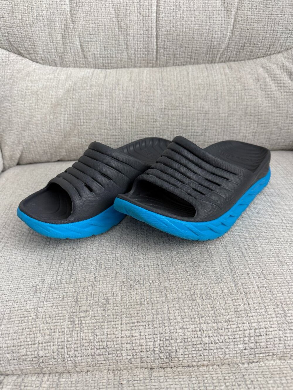 Hoka One One Ora Recovery Slides M7 W9 Black Blue Comfort Sandals Unisex